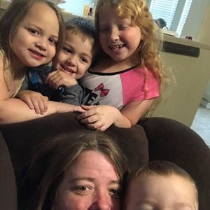 Meet your Posher, Kendra